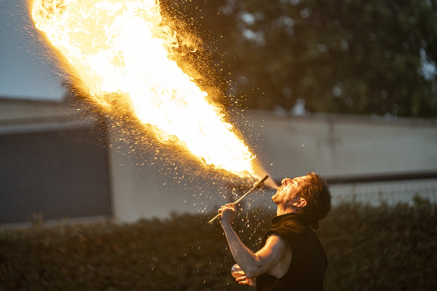 Andrea Corvo — buskers festival fuoco